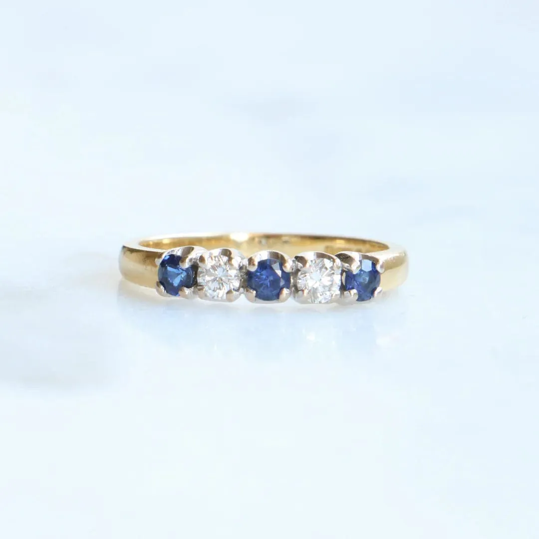 18CT GOLD DIAMOND AND SAPPHIRE ETERNITY RING ASC4727