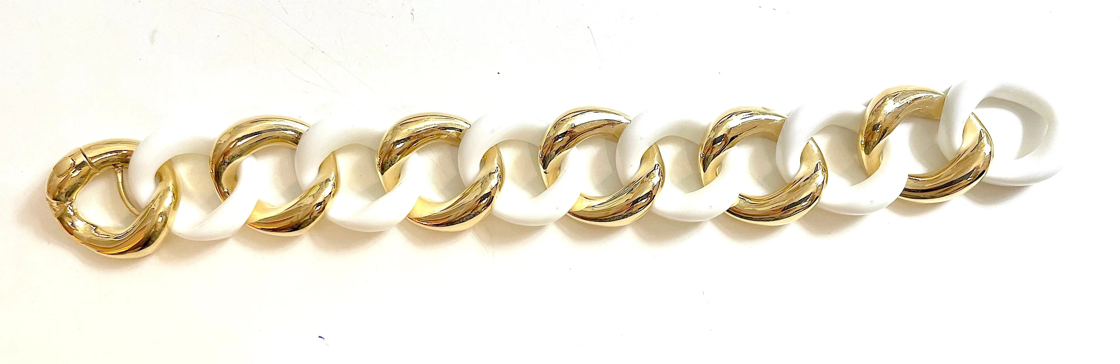 18k Yellow Gold and White Ceramic curb Link Bracelet