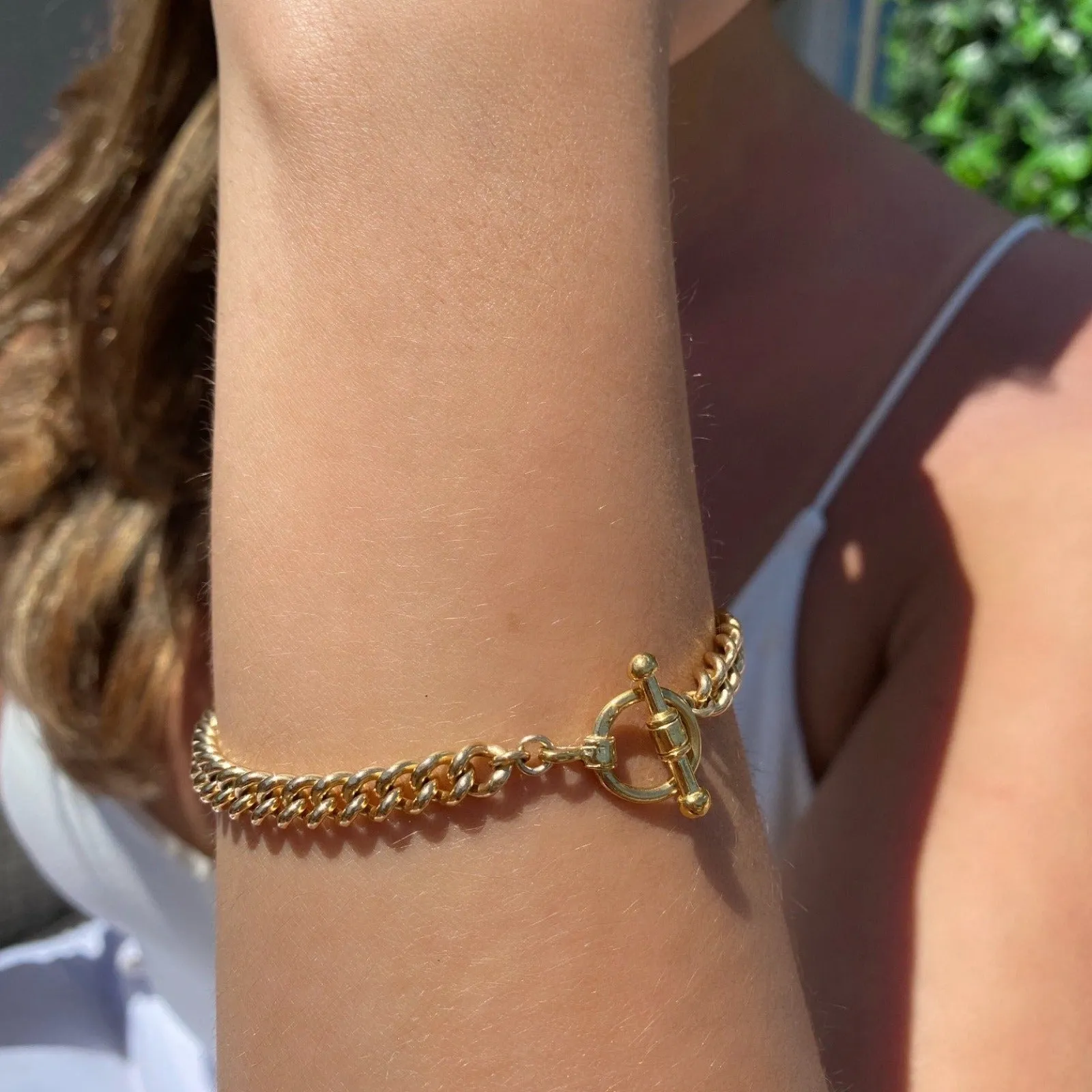 Gold Filled - Curb Chain Toggle Bar Bracelet