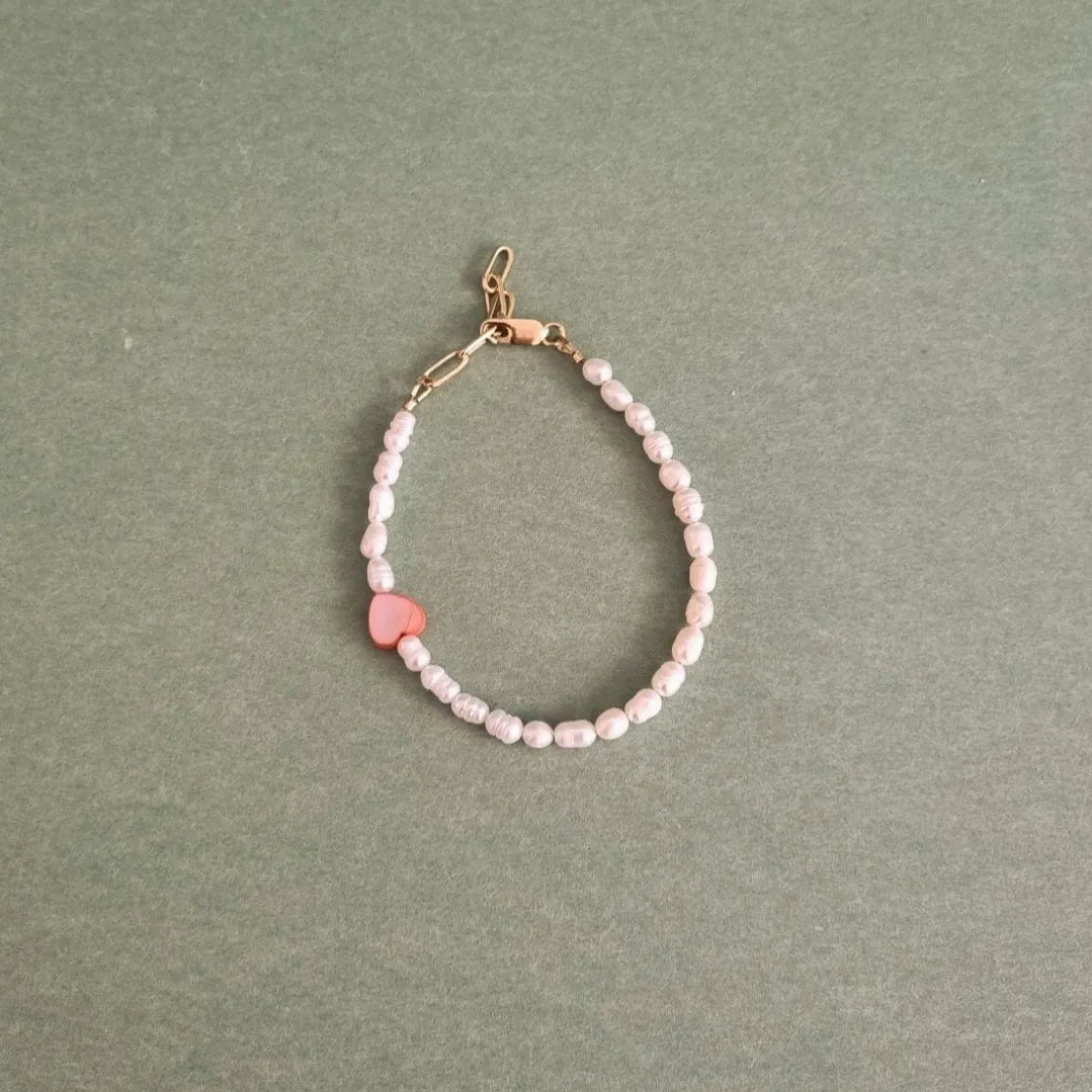 Pearls with heart Bracelet