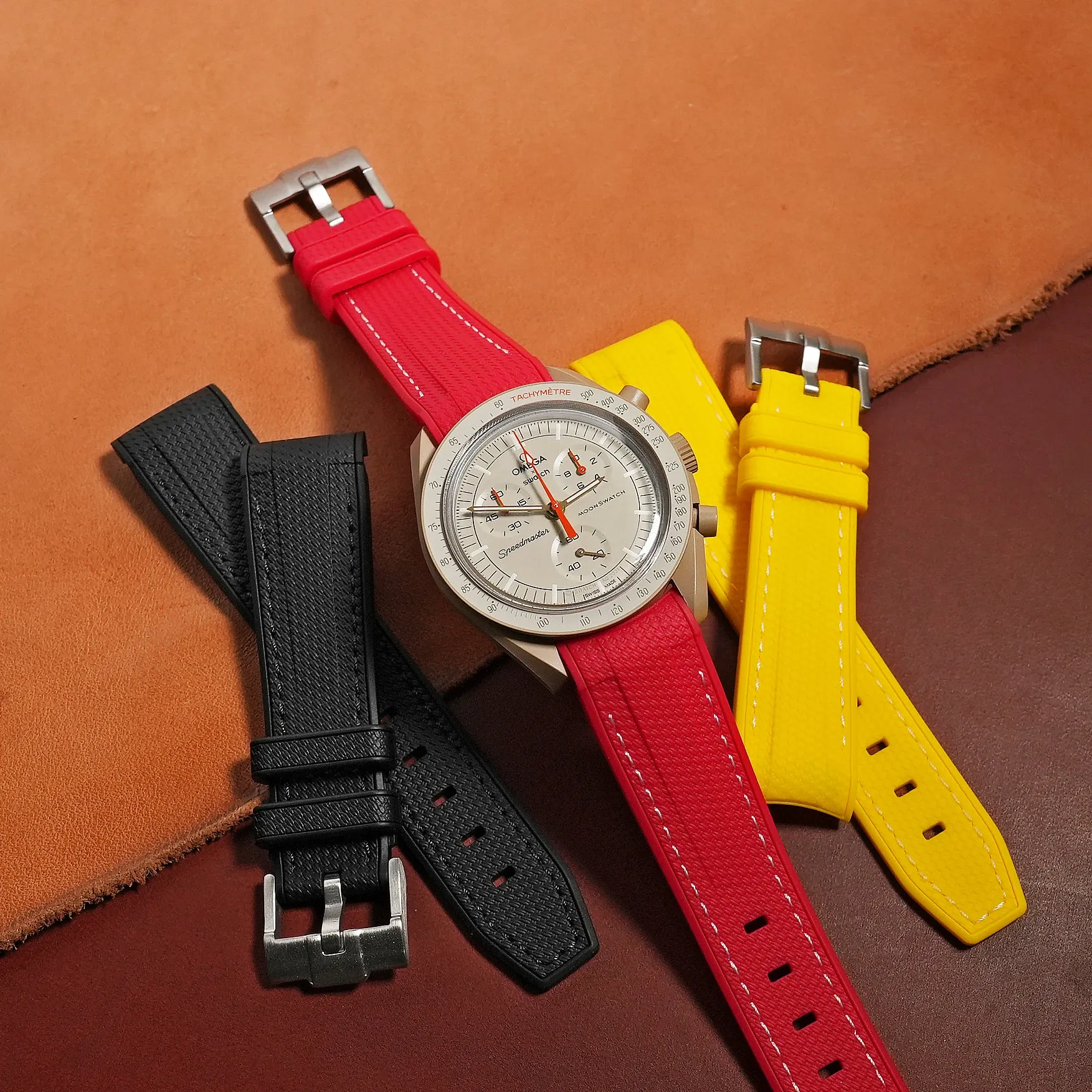 Retro Curved End Rubber Strap for Omega x Swatch Moonswatch in Red