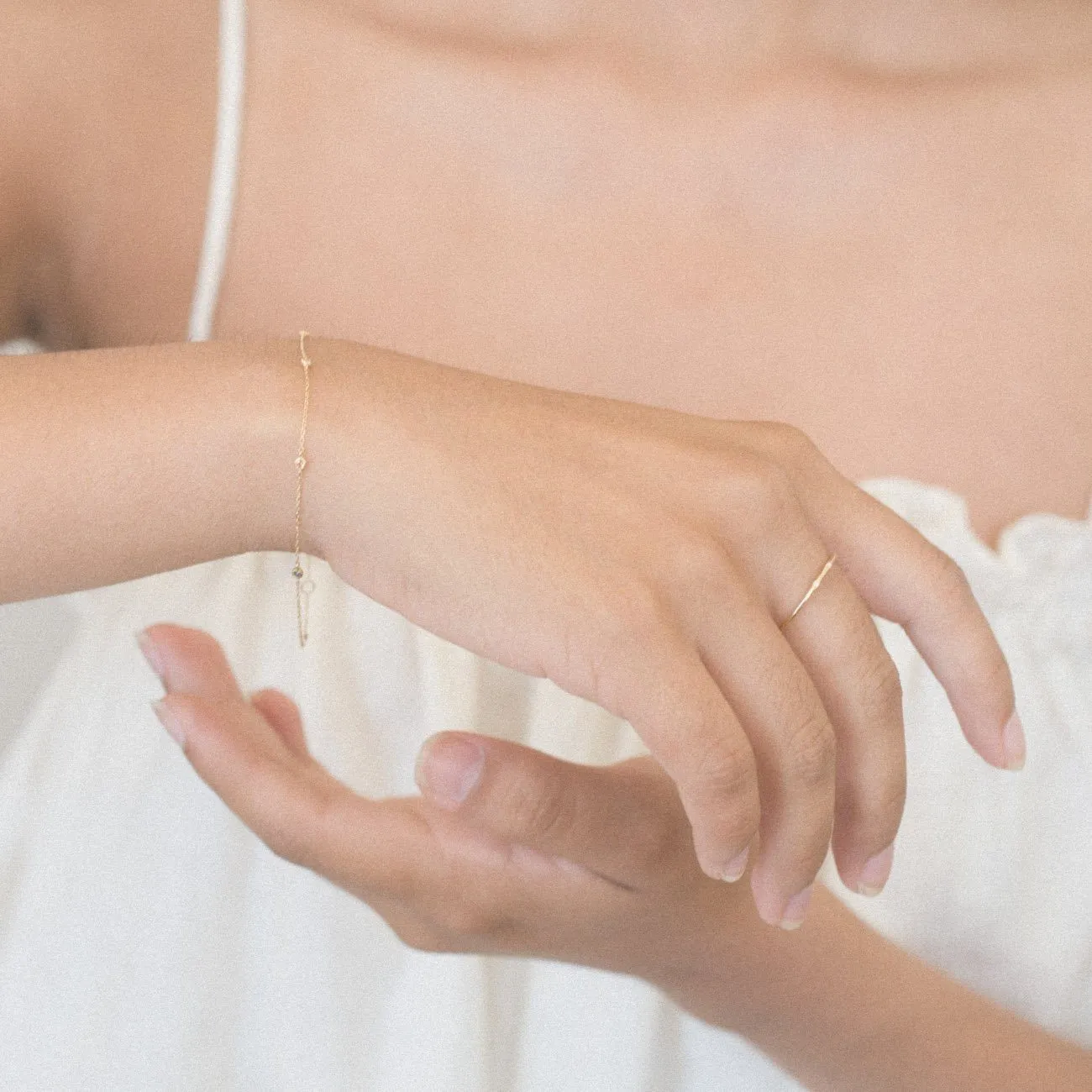 Solid Gold Simple Diamond Chain Bracelet