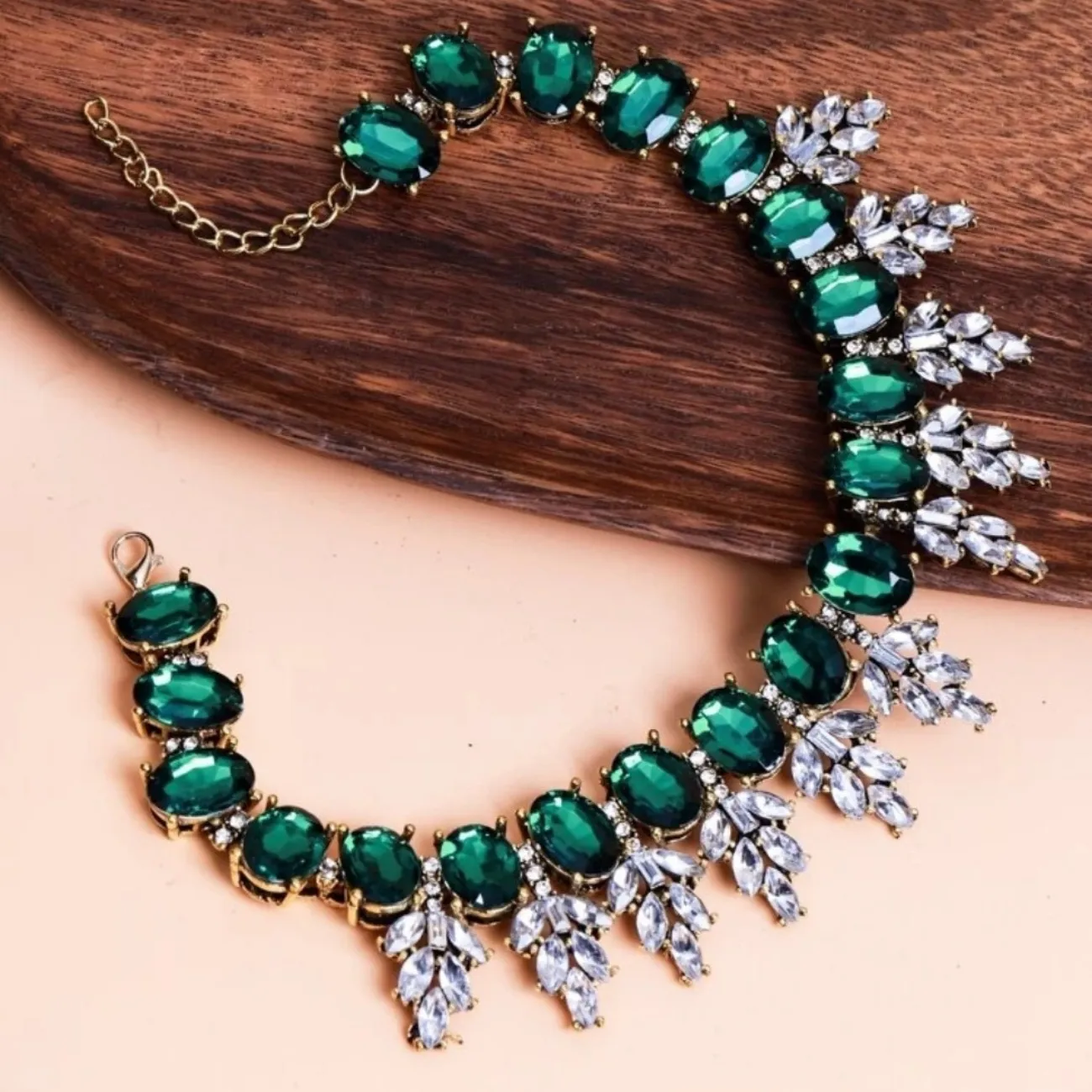 Statement Gemstone collar neckpiece.